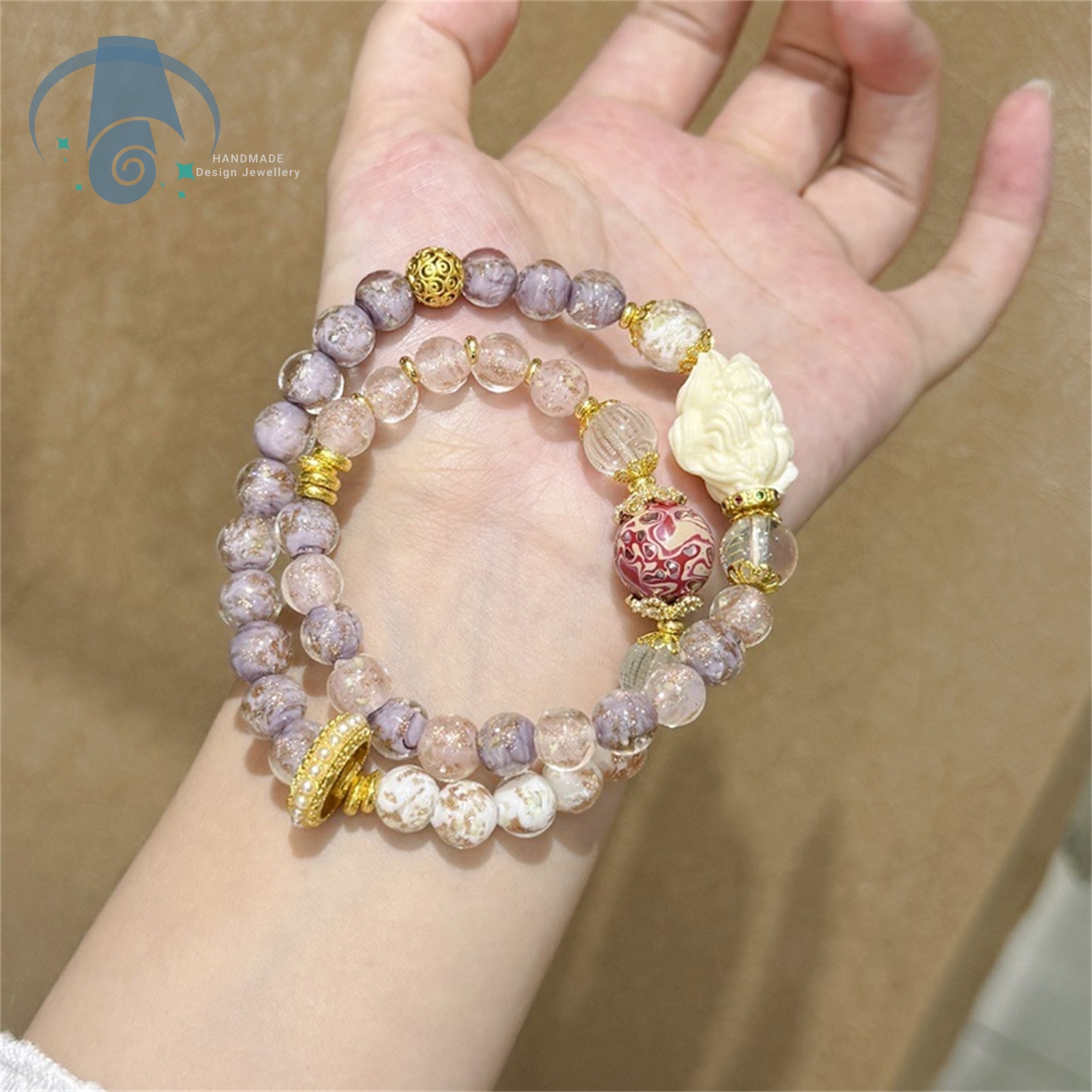 Glow In The Dark Fox Bracelet  - مراجعة Aura Ethnic Fashion وسعره