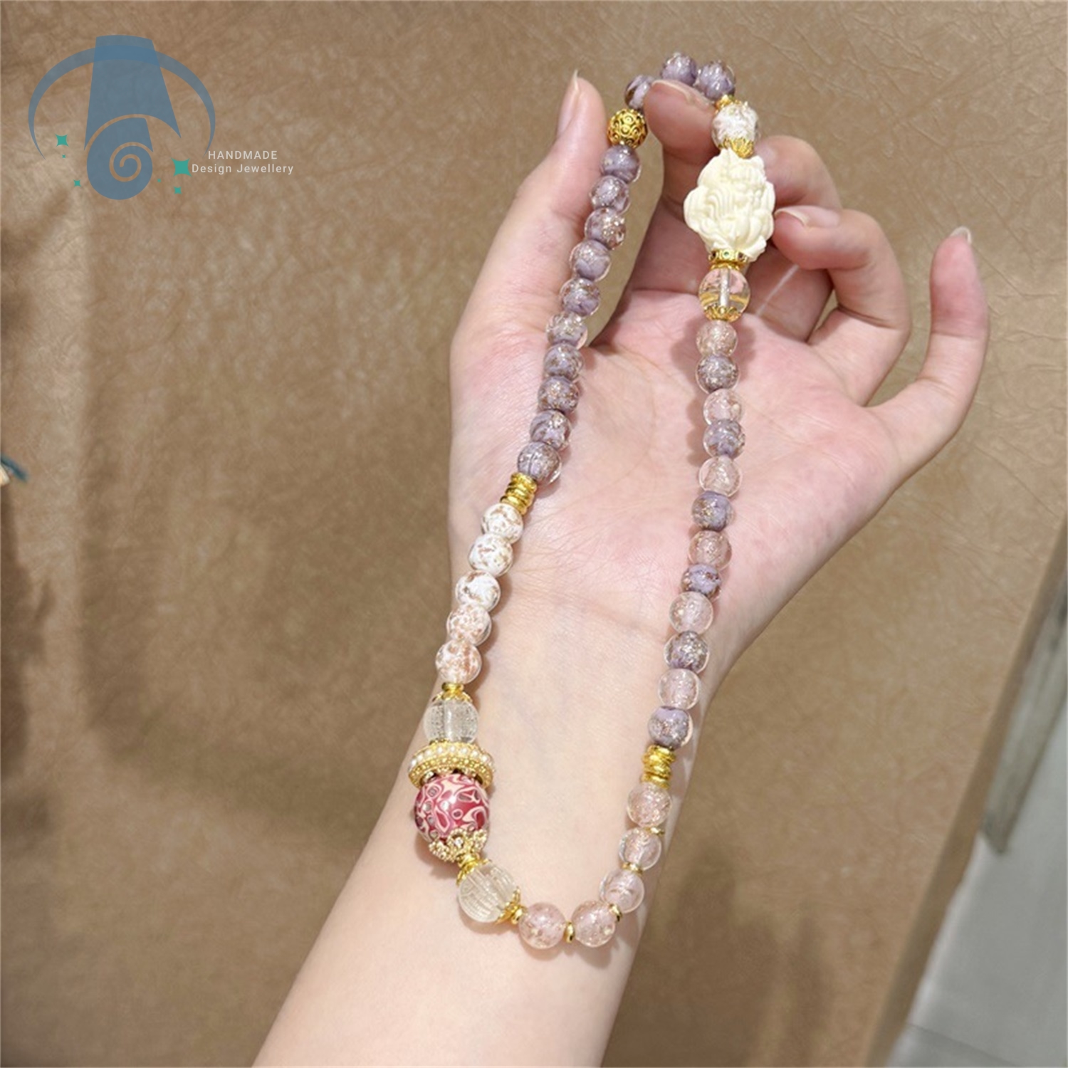 Glow In The Dark Fox Bracelet  - مراجعة Aura Ethnic Fashion وسعره
