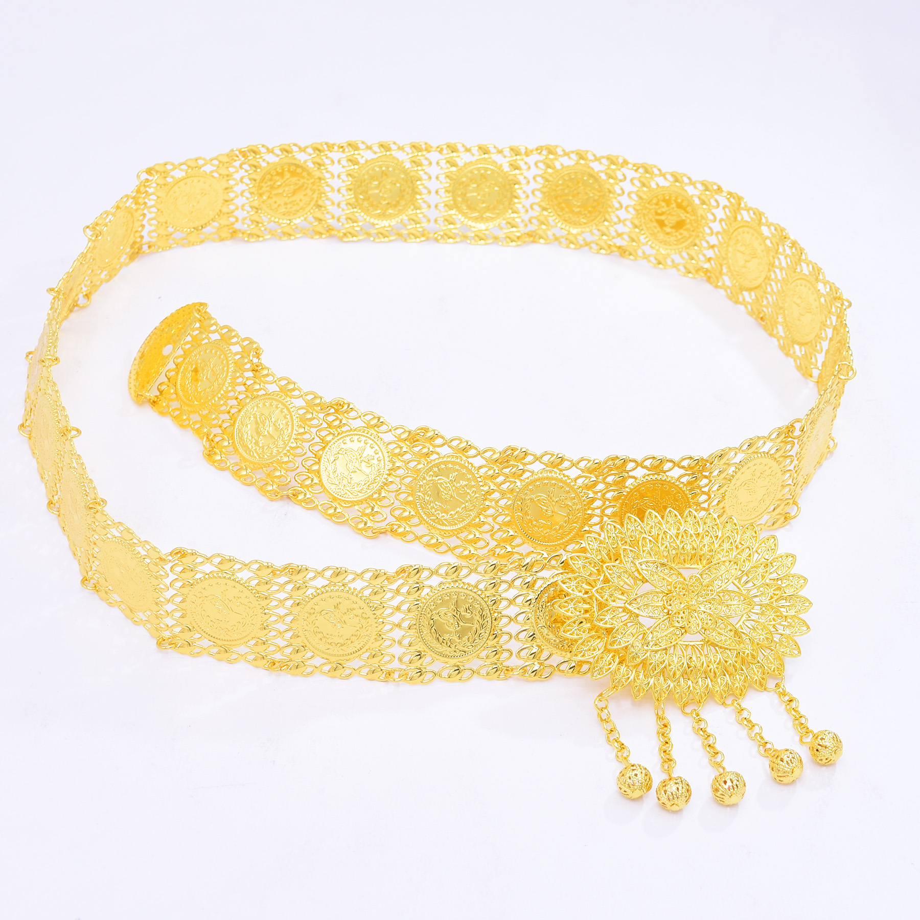 Golden Alloy Carved Hollow Geo - مراجعة Ethnic Fashion Dress وسعره