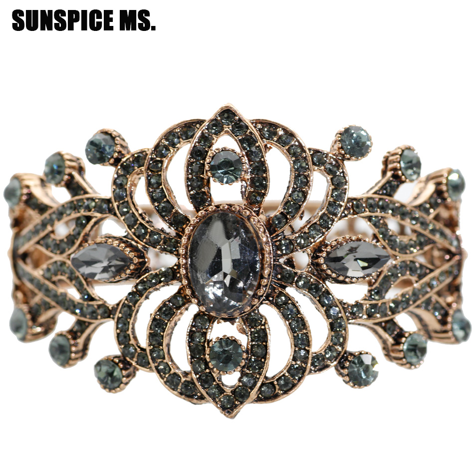 Bohemia Ethnic Vintage Bangle  - مراجعة Ethnic Fashion Brands وسعره